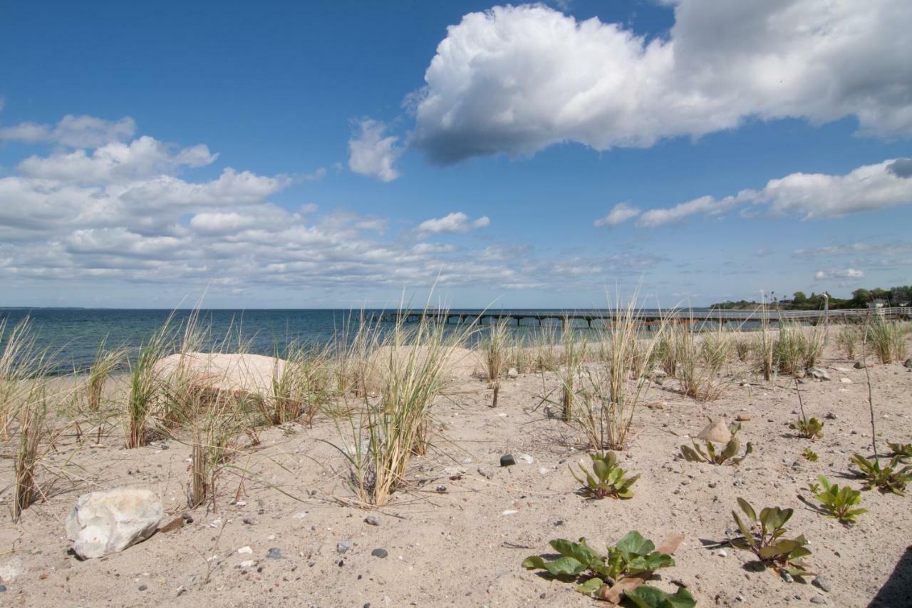 Direkt Am Der Ostsee Apartment *